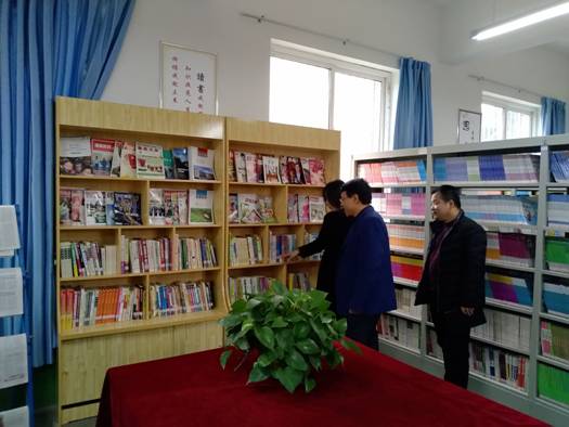 2018-11-14 sunbet去东党初级中学扶贫收条IMG_20181114_120424